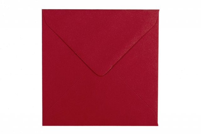 Kvadratiska kuvert 130x130 mm, mörkröd