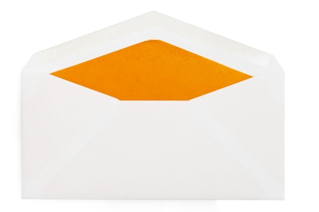 Kuvert DIN långa, vita med orange foder