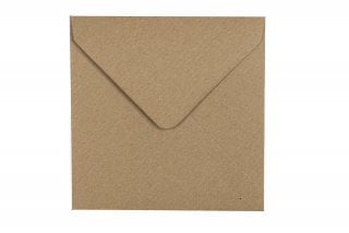 Fyrkantiga kuvert 140x140 mm, kraftpapper