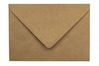 Kuvert DIN C6, Natron kraftpapper ribbat